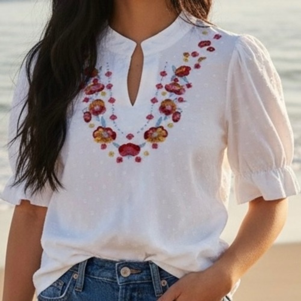 NWT Floral Embroidered Swiss Dot Puff Sleeve Split Neck Blouse Sz S Peasant